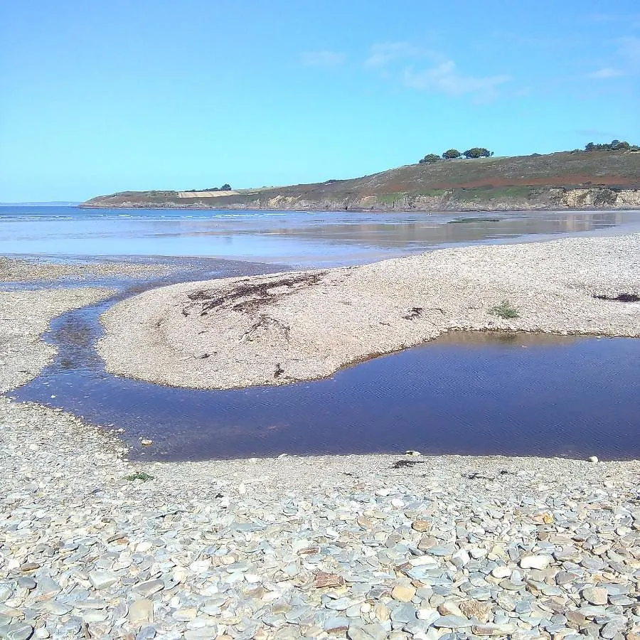 Loue Chambre Chez L Habitant Acces A La Cuisine A 10 Mn Des Plages Ploeven Ubytování v soukromí